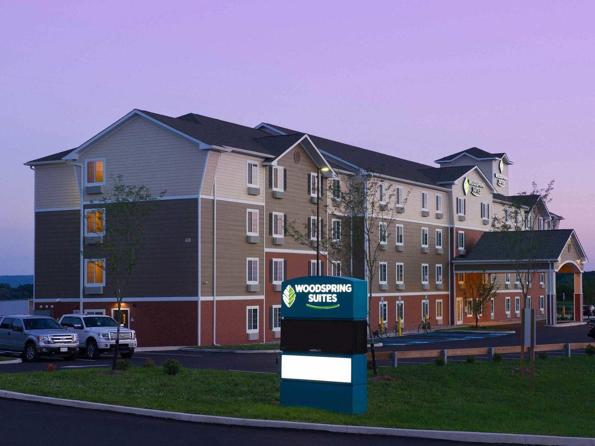 Woodspring Suites Akron Portage Lakes Exterior photo